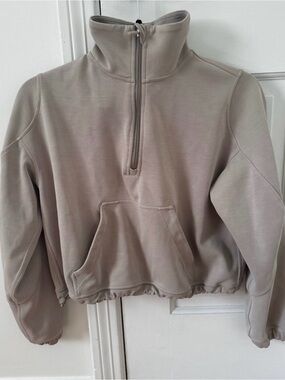 Lululemon Brushed Softstreme Half Zip , size 6 like new
